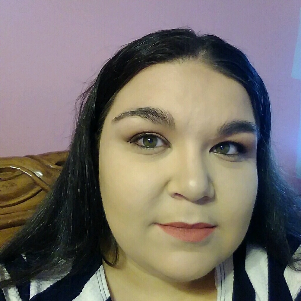Meet your Posher, Nichole